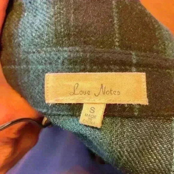 Love Notes women’s long sleeved button up plaid shirt size small - Picture 10 of 10